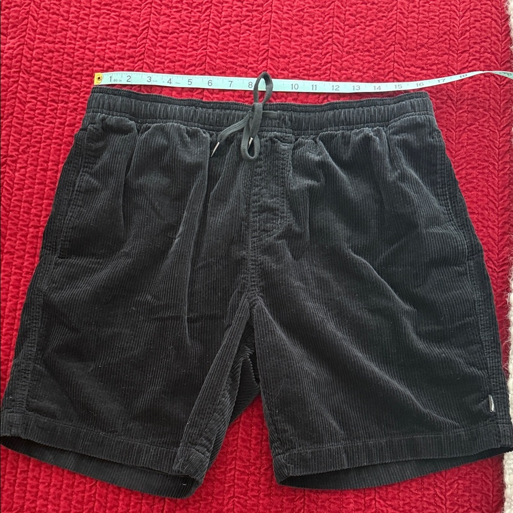 Billabong 7” Black Corduroy Shorts